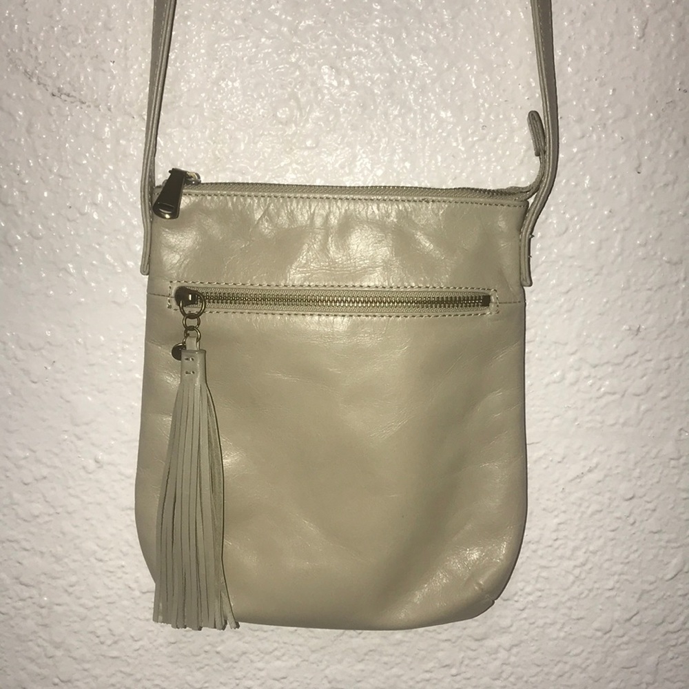 Hobo crossbody bag